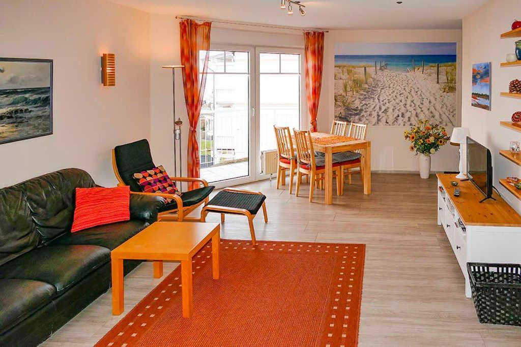 Ferienappartement Fraenzi Mit Herr Sassnitz Exterior foto